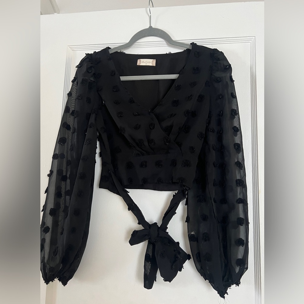 Altar’d state blouse🖤